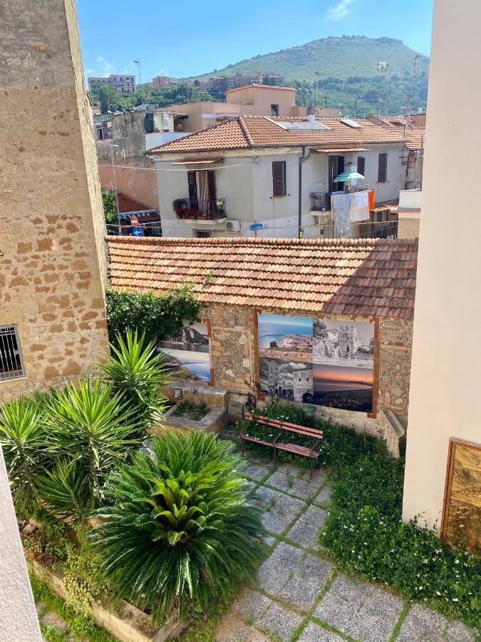 Bed and breakfast Happy Days Terracine Extérieur photo