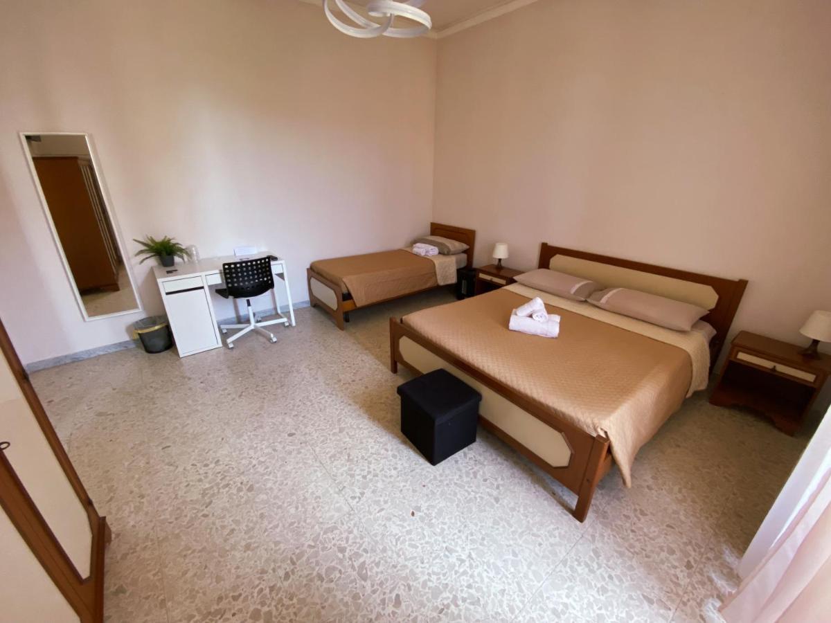 Bed and breakfast Happy Days Terracine Extérieur photo